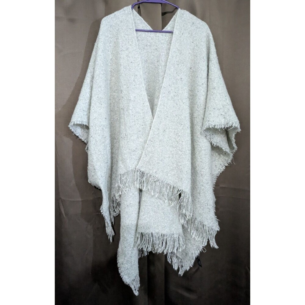 Women's Cape Shawl Wrap Gray Beige Crochet Fringe One Size Boho Free Chic